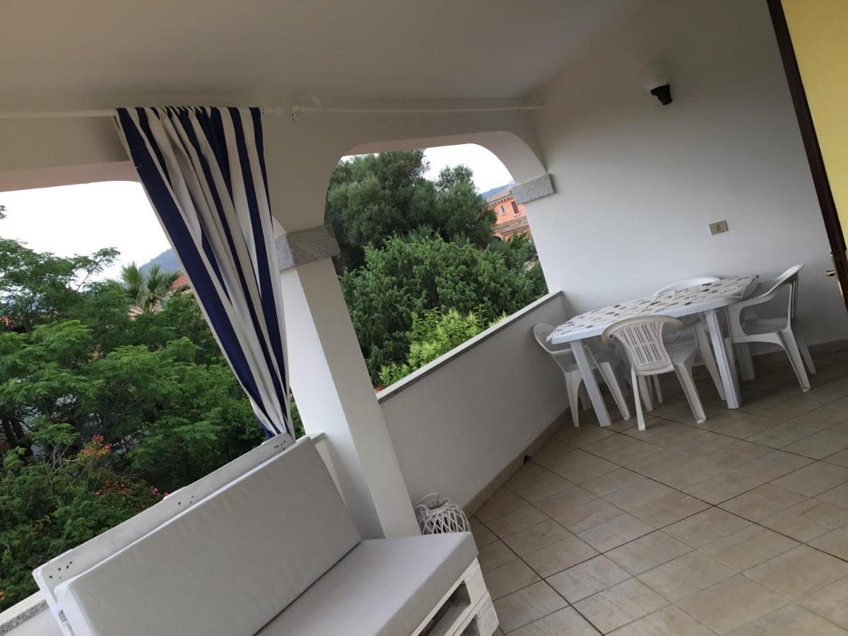 Via Genova 1480 Villa Сан Теодоро Екстериор снимка